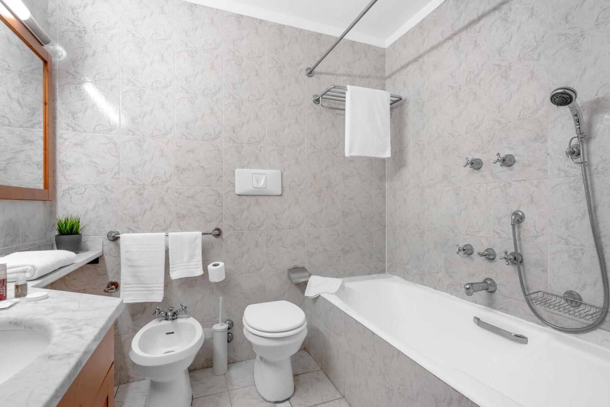 Casa Da Suite Fraschini Milan Luaran gambar